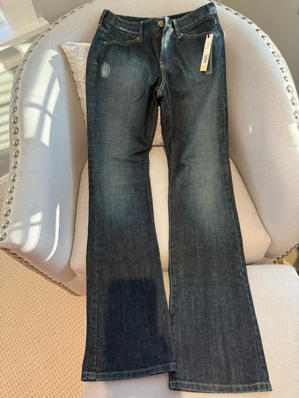 Elie TAHARI Women’s Dark Wash Bootcut Jeans - NEW with TAGS!